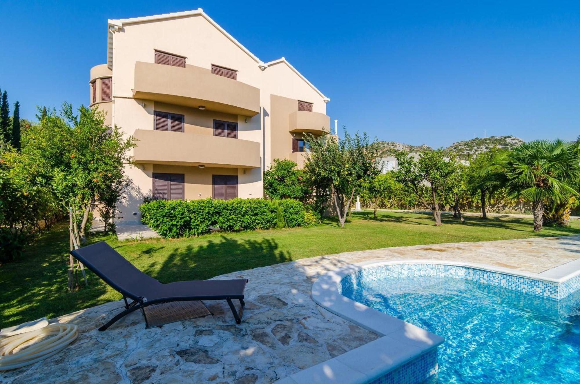 Apartments Setemana Mlini Exterior photo