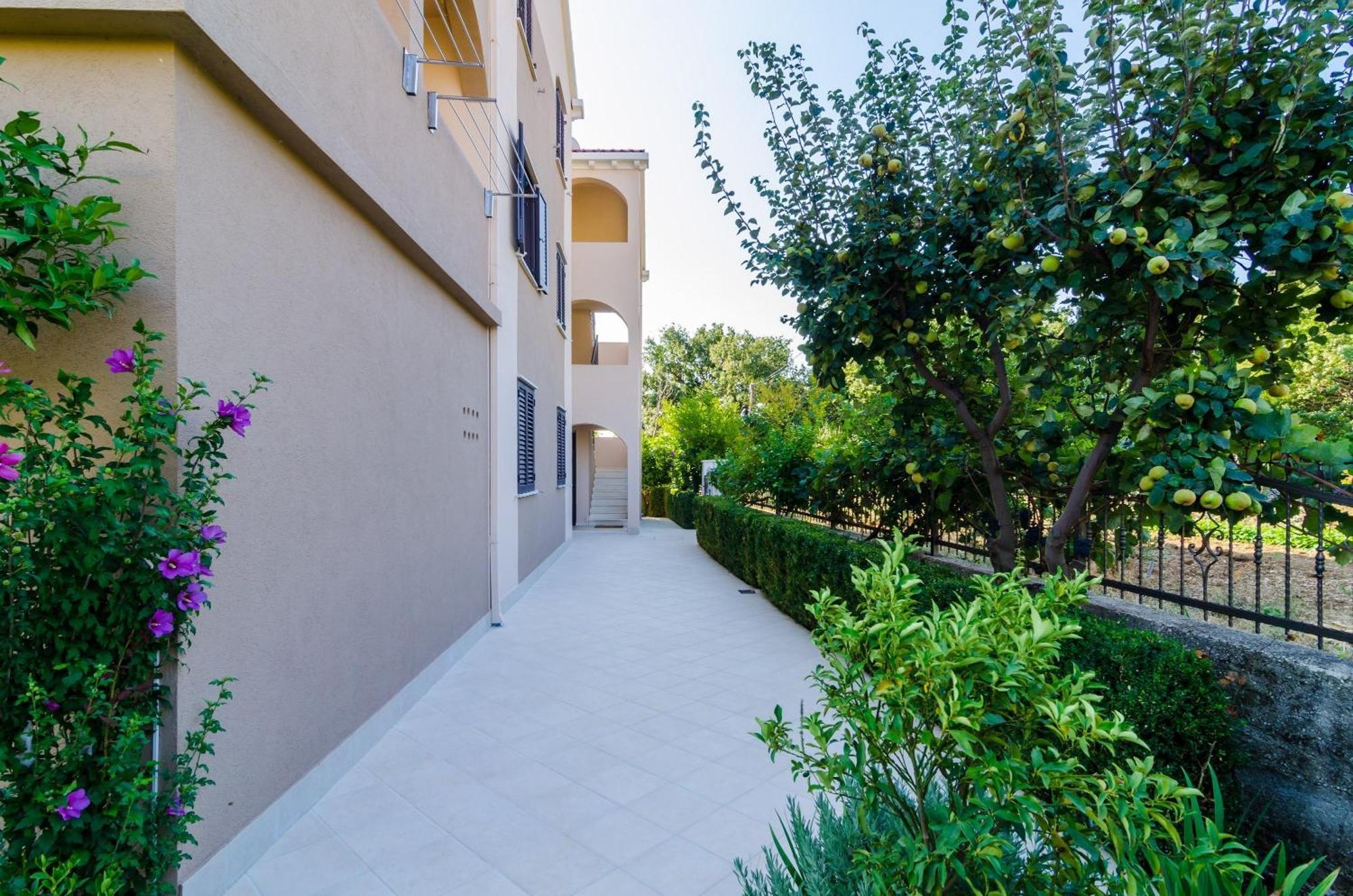 Apartments Setemana Mlini Exterior photo